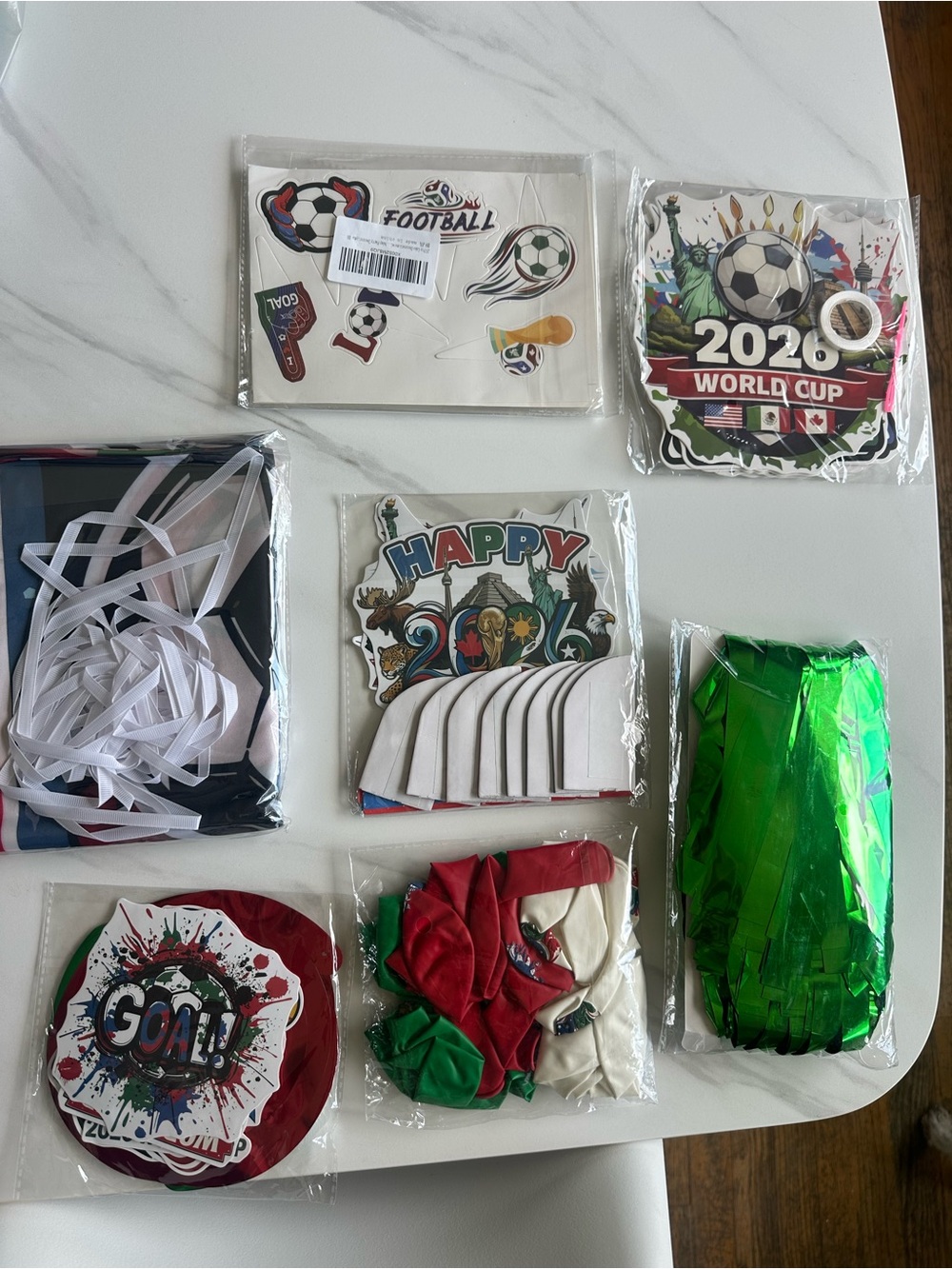 Birthday party World Cup Football Party Supplies Kit - Green, Red, White